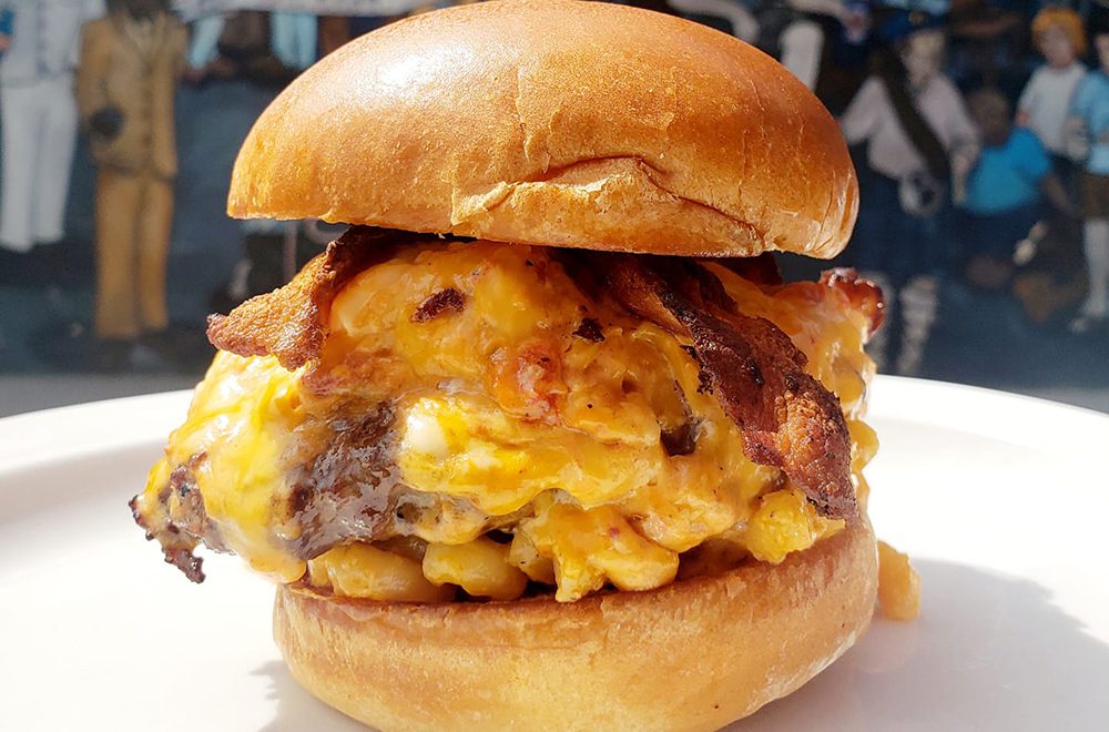 JackBeagle's pimento cheese and smoked bacon burger